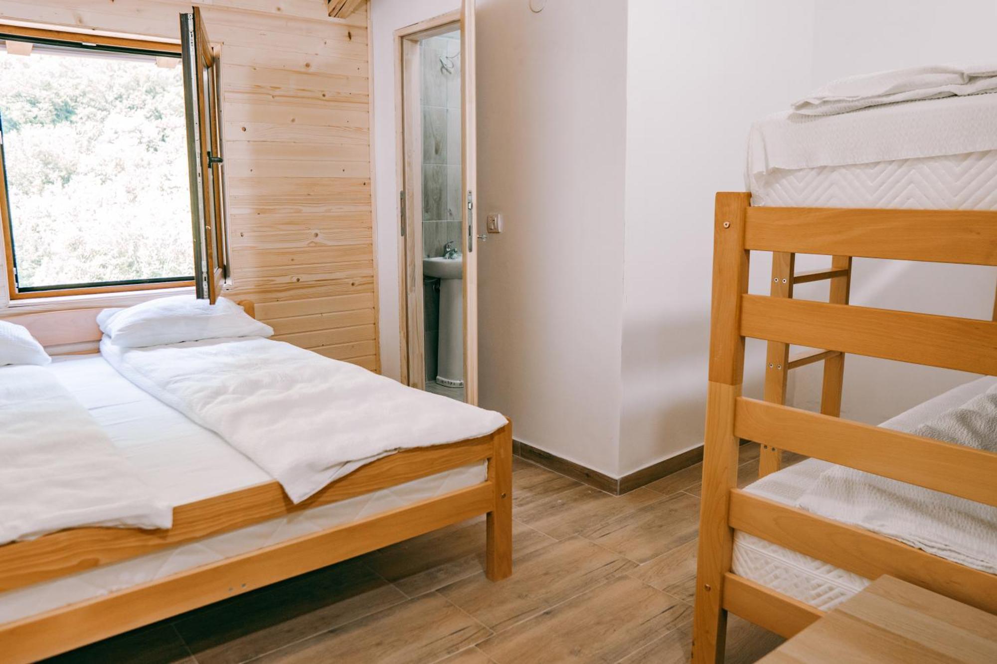 Hotel Vucja Gora Foca Esterno foto